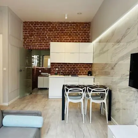 Luksusowe 2 Min Do Rynku Vratislav